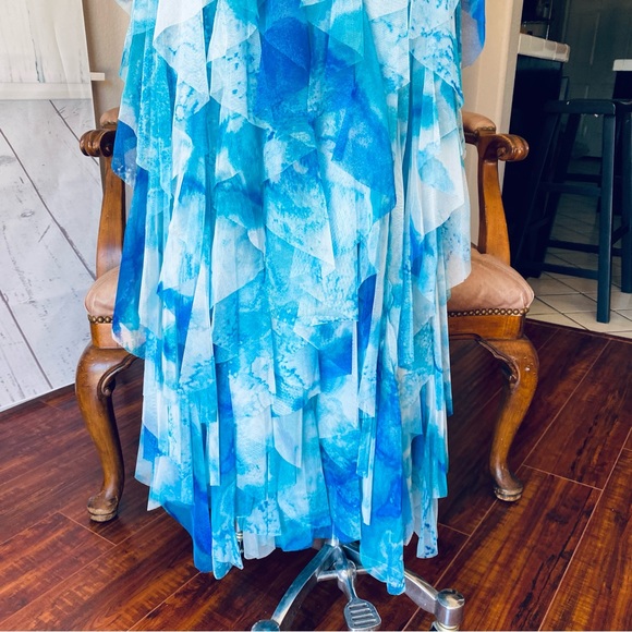 Anthropologie Chéri Ruffled Tulle Midi Skirt in the color Sky New - Picture 8 of 16